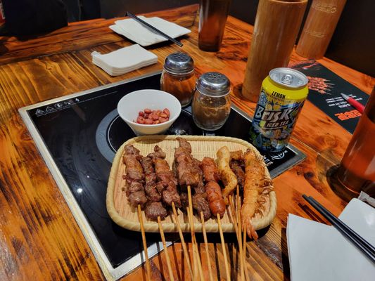 Funny BBQ 98 聚点串吧 by null