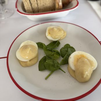 Bouillon Pigalle - Eggs Mayonnaise (~€3) - French Near Me - Paris, 75 Bouillon Pigalle - Eggs Mayonnaise (~€3) - French Near Me - Paris, 75