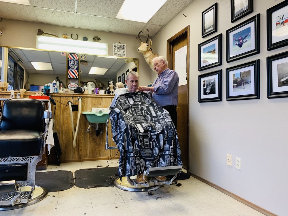 RON’S BARBER SHOP Updated April 2024 10 Photos 440 N Palora Ave