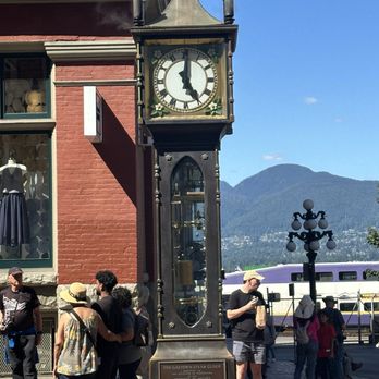 Gastown Steam Clock - Landmarks & Historical Buildings Near Me - Vancouver, British Columbia