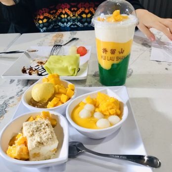 Hui Lau Shan - With Mango coconut slush. - Desserts Near Me - Hamilton, Ontario