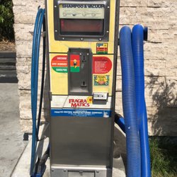 Vacum and spot cleaner