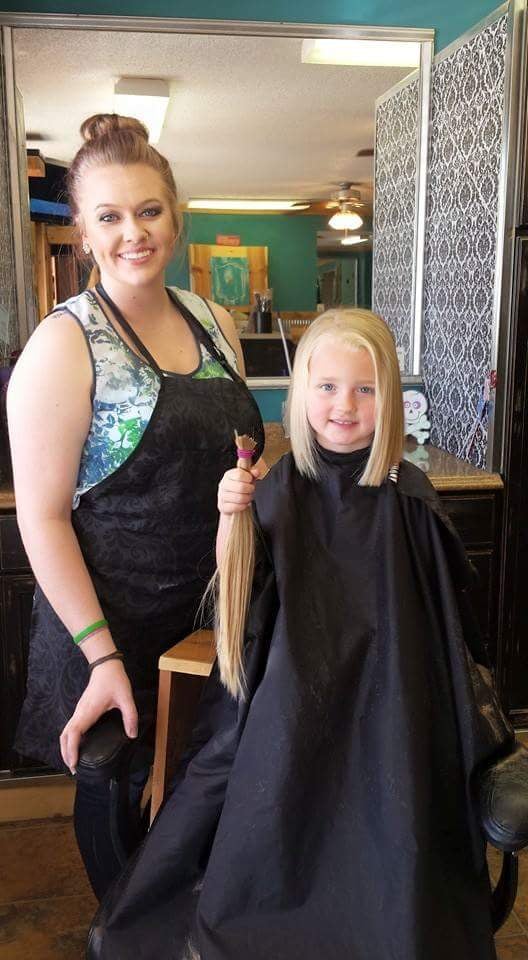 Relentless Salon & Spa Logo