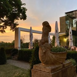 Restaurant Opelvillen - Terrasse im Sonnenuntergang