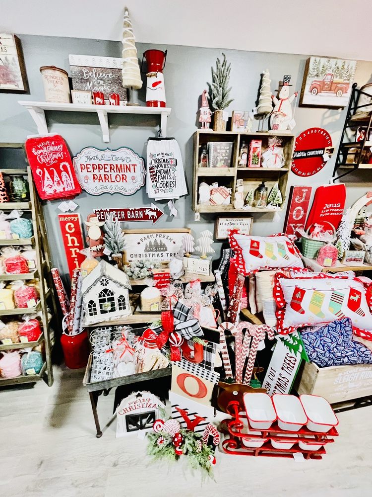 EARTH AND TURF PARTNERS Updated September 2024 26 Photos 5095 W