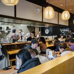 Menya Daruma - IG: @kenty_eats | inside
