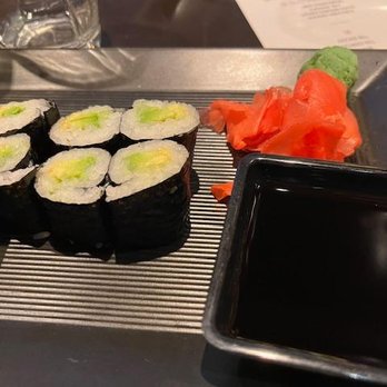 The Loop - West End - Avocado roll - Bars Near Me - St Louis Park, Minnesota