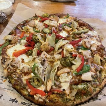 Blaze Pizza - Build Your Own Pizza (11-inch) - Pizza Near Me - La Cañada Flintridge, California