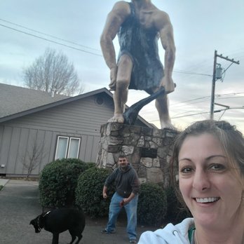 Caveman Statue - Landmarks & Historical Buildings Near Me - Grants Pass, Oregon