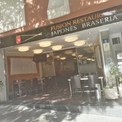 Fusión Restaurant - La puerta del fusion restaurant japones braseria