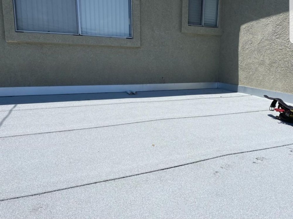 Slide of Shoreline Roofing