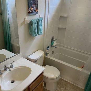Om Sweet Om Cleaning - Removed mildew from any tub - Home Cleaning Near Me