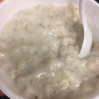 Pronto Cafe - Small oatmeal - Sandwiches Near Me - Newark, New Jersey