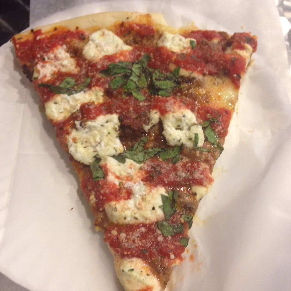 Not Ray's Pizza - Lasagna Slice, Very Good! - Pizza Near Me - Brooklyn, New York