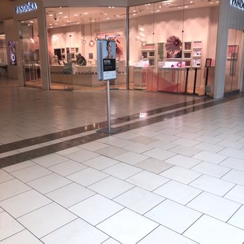 Dadeland Mall - Entrance to Saks Fifth Ave Store - Shopping Centers Near Me - Miami, Florida Dadeland Mall - Entrance to Saks Fifth Ave Store - Shopping Centers Near Me - Miami, Florida
