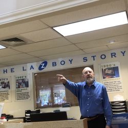 La-Z-Boy Furniture Galleries - Store manager Richard being belligerent