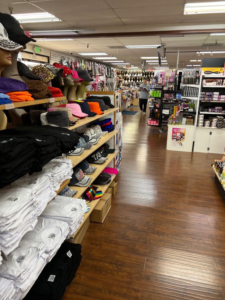 TOP HAIR PLUS BEAUTY SUPPLY 19 Reviews 7290 Franklin Blvd