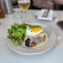 The Essential - Mushroom Madame