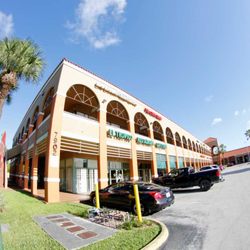 Rilion Gracie Jiu-Jitsu Doral - Front of the mall, take the left and park on the back