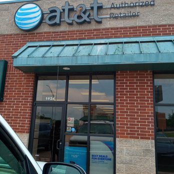 AT&T Store - Exterior - Mobile Phones Near Me - Guthrie, Oklahoma AT&T Store - Exterior - Mobile Phones Near Me - Guthrie, Oklahoma