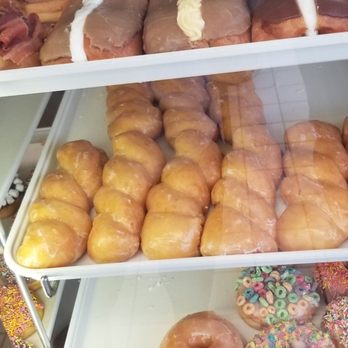 Hill Street Donut House - Going Fast - Donuts Near Me - Oceanside, California