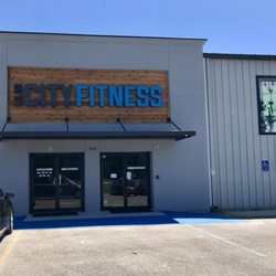 Hub City Fitness - Entrance