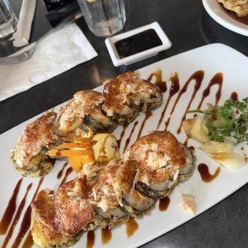 Thai Thai Cocoa Village - Super Volcano Roll - Sushi Bars Near Me - Cocoa, Florida