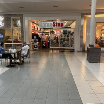 Promenade Temecula - Gamestop - Shopping Centers Near Me - Temecula, California
