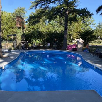 Country Mountain Inn - Pool - Hotels Near Me - Eureka Springs, Arkansas Country Mountain Inn - Pool - Hotels Near Me - Eureka Springs, Arkansas