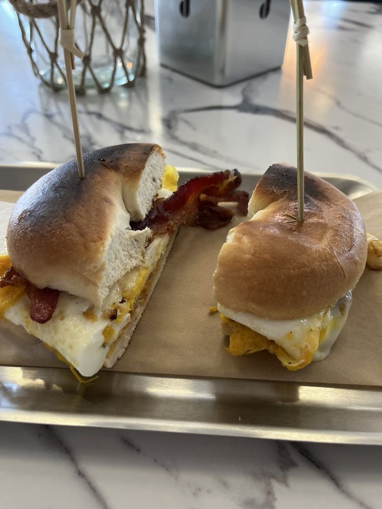 The Nautilus Cafe Logo