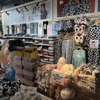 COWS - Merch - Ice Cream & Frozen Yogurt Near Me - Niagara On the Lake, Ontario COWS - Merch - Ice Cream & Frozen Yogurt Near Me - Niagara On the Lake, Ontario