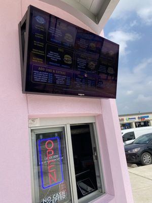 Hotline Burger by null