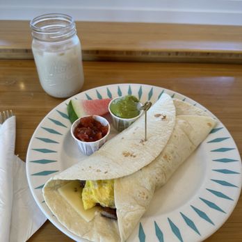The Blythe Cricket - Burrito with Flair & Iced Chai - Breakfast & Brunch Near Me - Joseph, Oregon