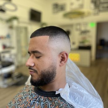 Bravehearts Barbershop - Barbers Near Me - Long Beach, California Bravehearts Barbershop - Barbers Near Me - Long Beach, California