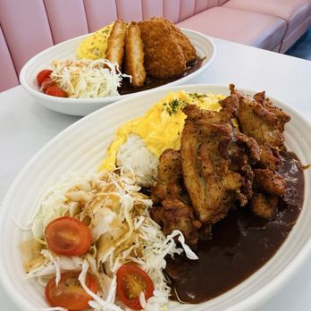 Gram Cafe & Pancakes - Omu hayashi with shrimp croquettes and chicken karaage - Pancakes Near Me - Irvine, California Gram Cafe & Pancakes - Omu hayashi with shrimp croquettes and chicken karaage - Pancakes Near Me - Irvine, California