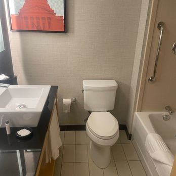 Cambria Hotel Madison East - Spotless bathroom - Hotels Near Me - Madison, Wisconsin Cambria Hotel Madison East - Spotless bathroom - Hotels Near Me - Madison, Wisconsin