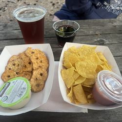 Lakeside Taphouse