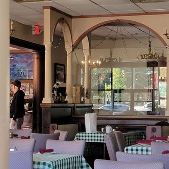 The Italian Oven - Inside dining - Pizza Near Me - McLean, Virginia The Italian Oven - Inside dining - Pizza Near Me - McLean, Virginia