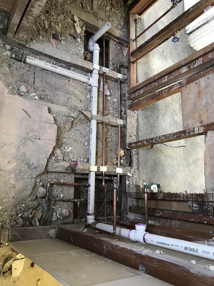 Slide of Familly General Contractor