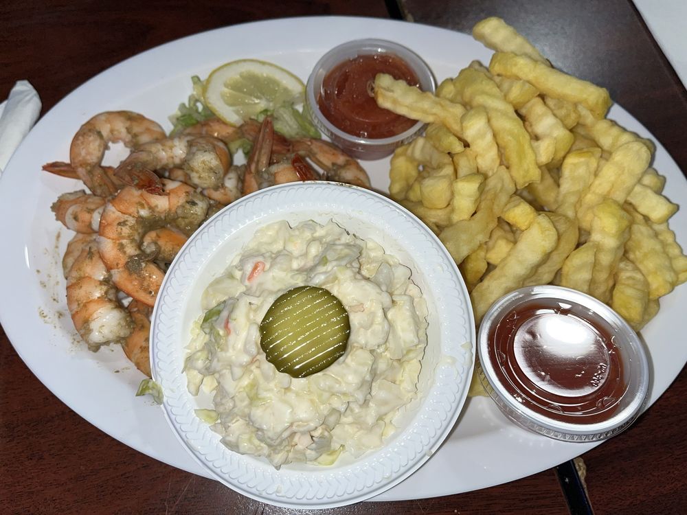 Social spots from Josh's Bar & Grill