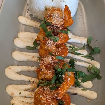 Lantern House Kitchen & Bar - Prawns - Asian Fusion Near Me - Reston, Virginia