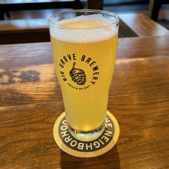 Big Grove Brewery & Taproom - Easy Eddy--a tasty, juicy hazy IPA - Breweries Near Me - Cedar Rapids, Iowa Big Grove Brewery & Taproom - Easy Eddy--a tasty, juicy hazy IPA - Breweries Near Me - Cedar Rapids, Iowa