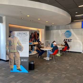 AT&T Store - Mobile Phones Near Me - Lady Lake, Florida