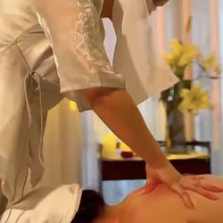 Essence Massage
