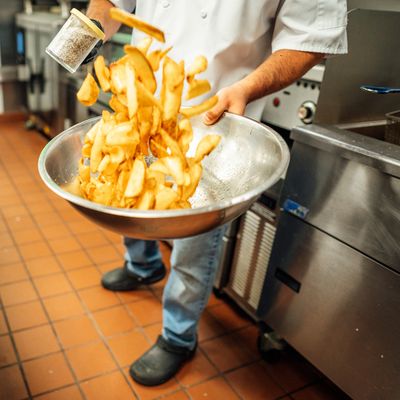 Fairway Social Trilith by null