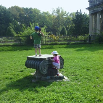 Holliday Park - Near the ruins - Parks Near Me - Indianapolis, Indiana