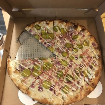 Troy's Italian Kitchen - Vegan Big Dill Pizza - Pizza Near Me - Arlington, Virginia