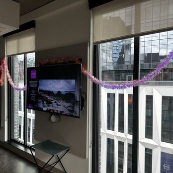 Moxy Portland Downtown - Hotels Near Me - Portland, Oregon Moxy Portland Downtown - Hotels Near Me - Portland, Oregon