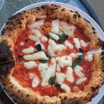 Lucia’s Berkeley - Margherita pizza (red) - Pizza Near Me - Berkeley, California