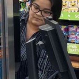 HIGHLY UNPROFESSIONAL, ENTHUSIASM-LACKING EMPLOYEE IN WHITTIER CHUCK E CHEESE